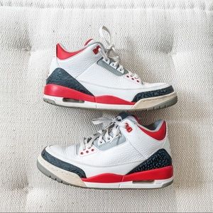 Jordan 3 Retro (Fire Red 2013) -  Men's Size 9 - Sneakers